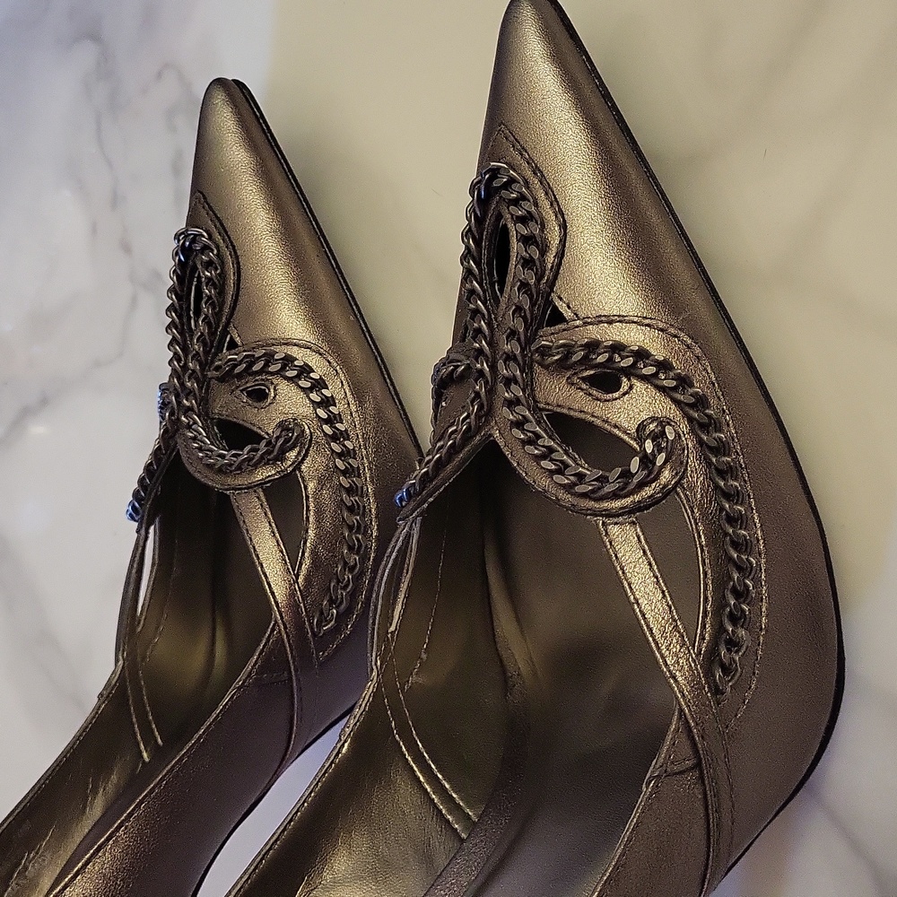 Shoes - Picture 3 of 5